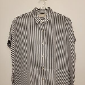 Men's Black and White Striped Shirt